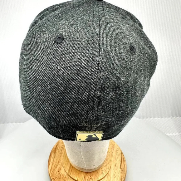 New Era Mens Hat 59Fifty Boston Red Socks MLB Flat Bill Fitted Charcoal 7 1/4 - Picture 2 of 6